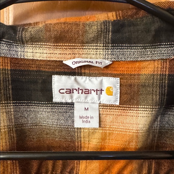 Men’s Carhartt Flannel Button Down - Picture 3 of 5
